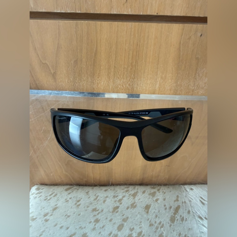 HOST PICK Champion Black Polarized Sunglasses for Men